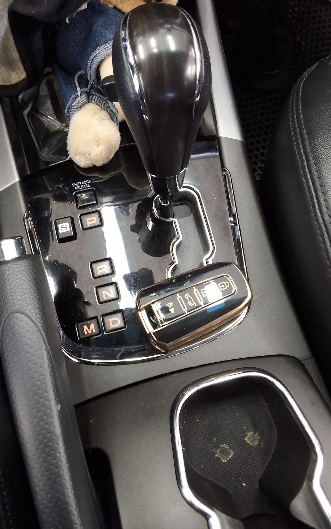 KG MOBILITY (SSANGYONG) NEW KORANDO C 2.0 AWD ADVENTURE EDITION 2015 - zdjęcie 20