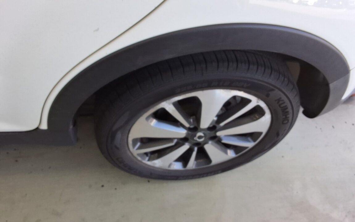 KG MOBILITY (SSANGYONG) NEW KORANDO C 2.0 AWD ADVENTURE EDITION 2015 - zdjęcie 24
