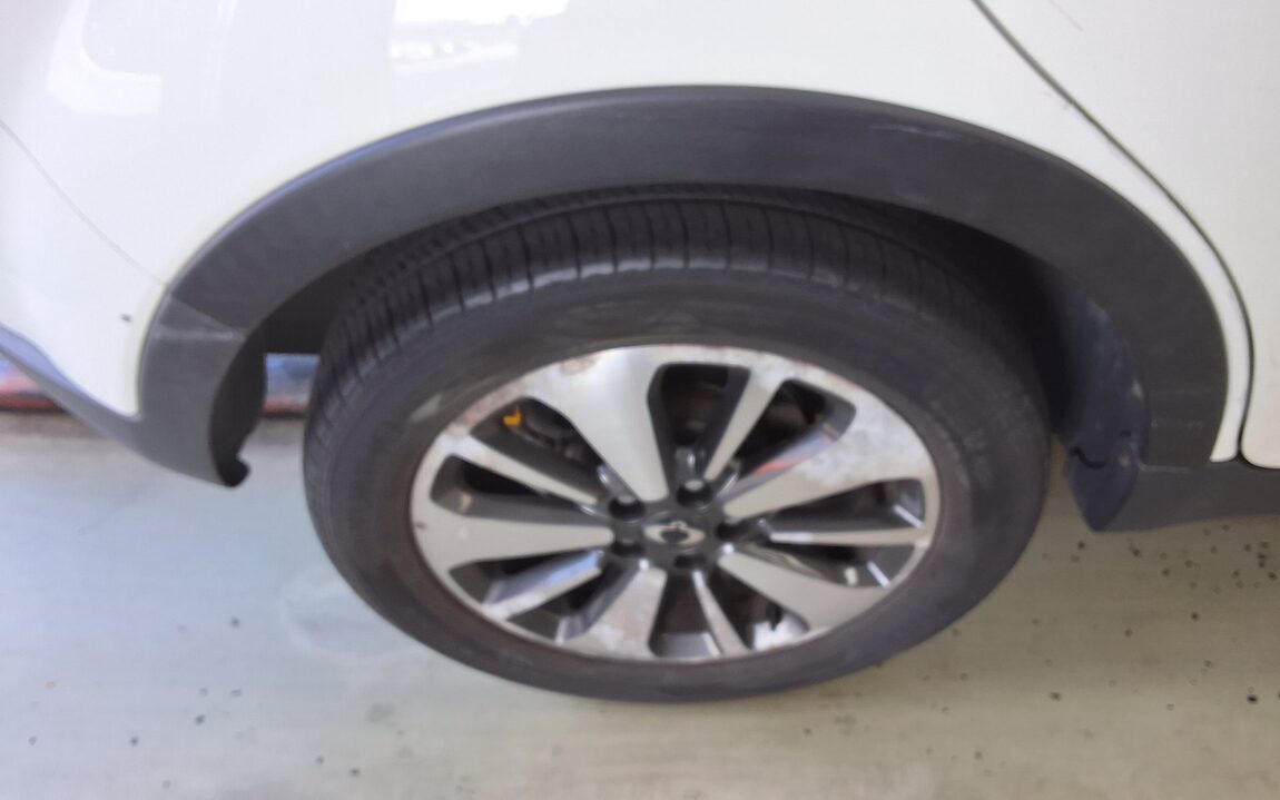 KG MOBILITY (SSANGYONG) NEW KORANDO C 2.0 AWD ADVENTURE EDITION 2015 - zdjęcie 26