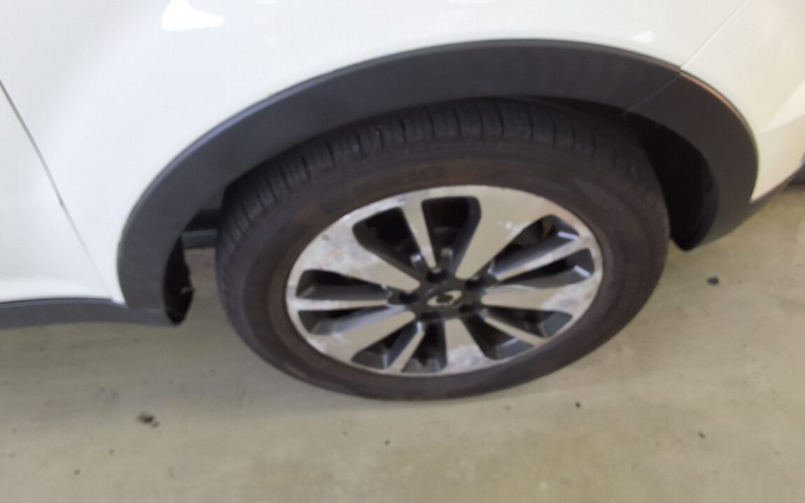 KG MOBILITY (SSANGYONG) NEW KORANDO C 2.0 AWD ADVENTURE EDITION 2015 - zdjęcie 25