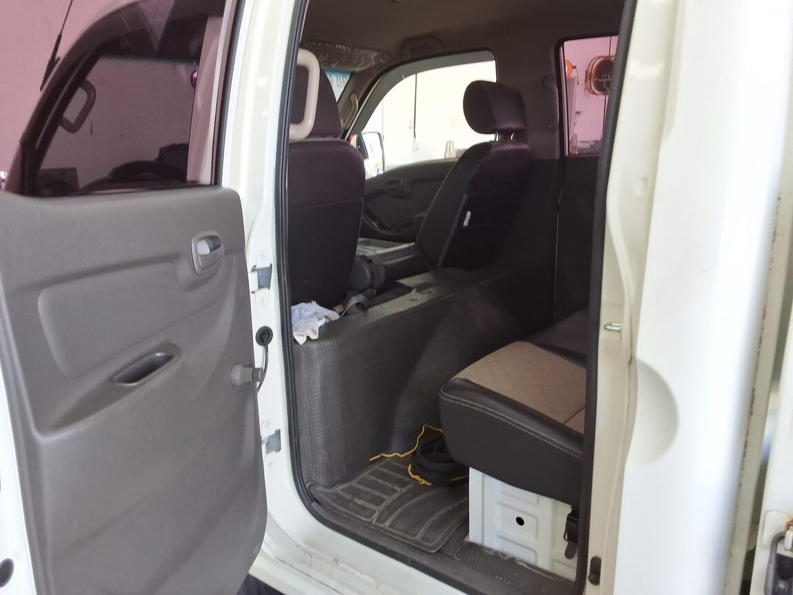 HYUNDAI PORTER II CRDi DOUBLE CAB EXTRA LONG WHEELBASE MODERN 2017 - zdjęcie 12