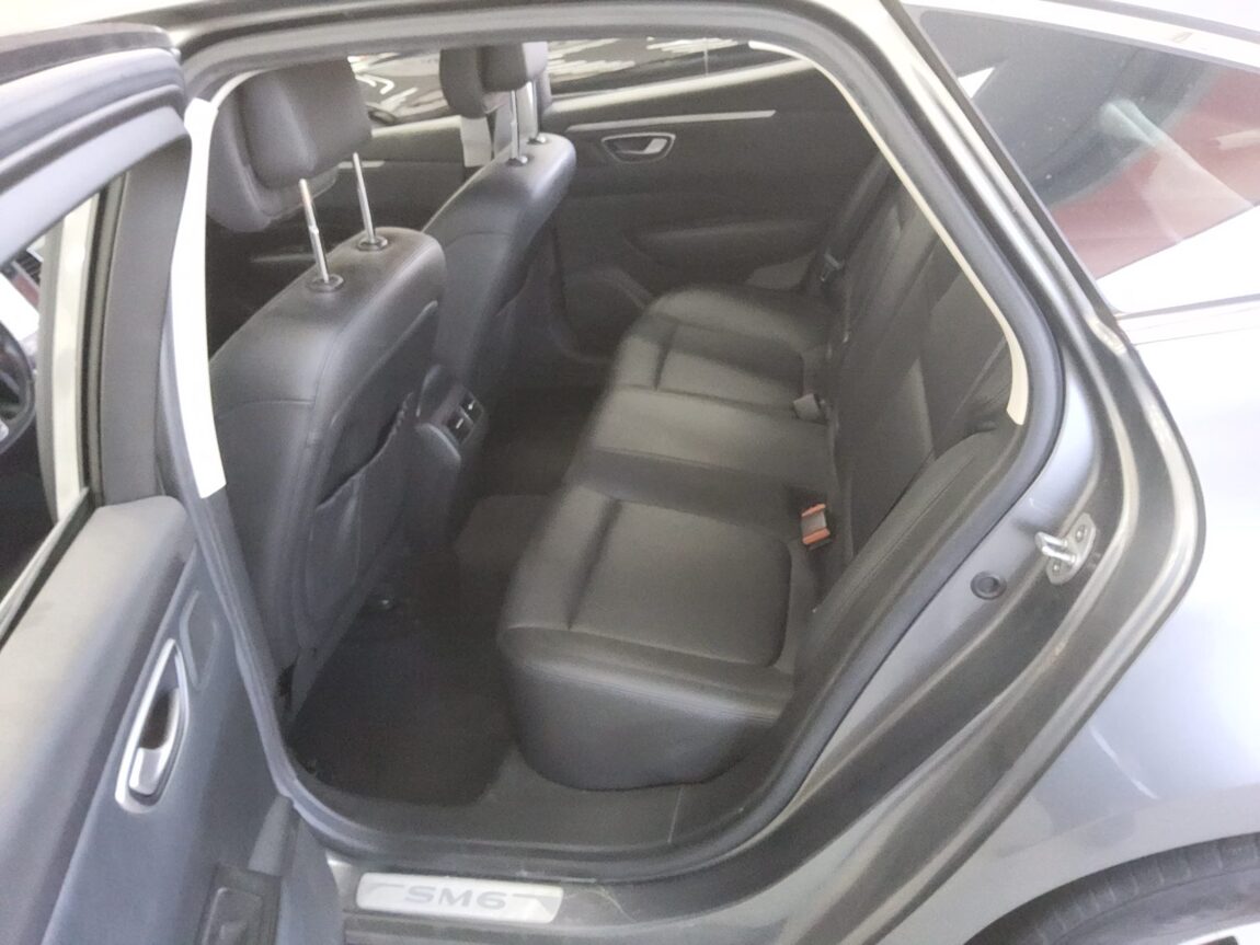 RENAULT (SAMSUNG) SM6 2.0 GDe SE 2016 - zdjęcie 12