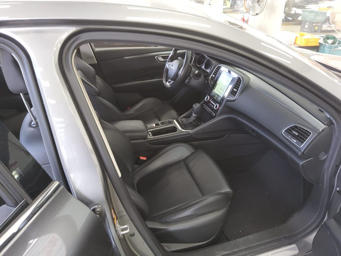 RENAULT (SAMSUNG) SM6 2.0 GDe SE 2016 - zdjęcie 14