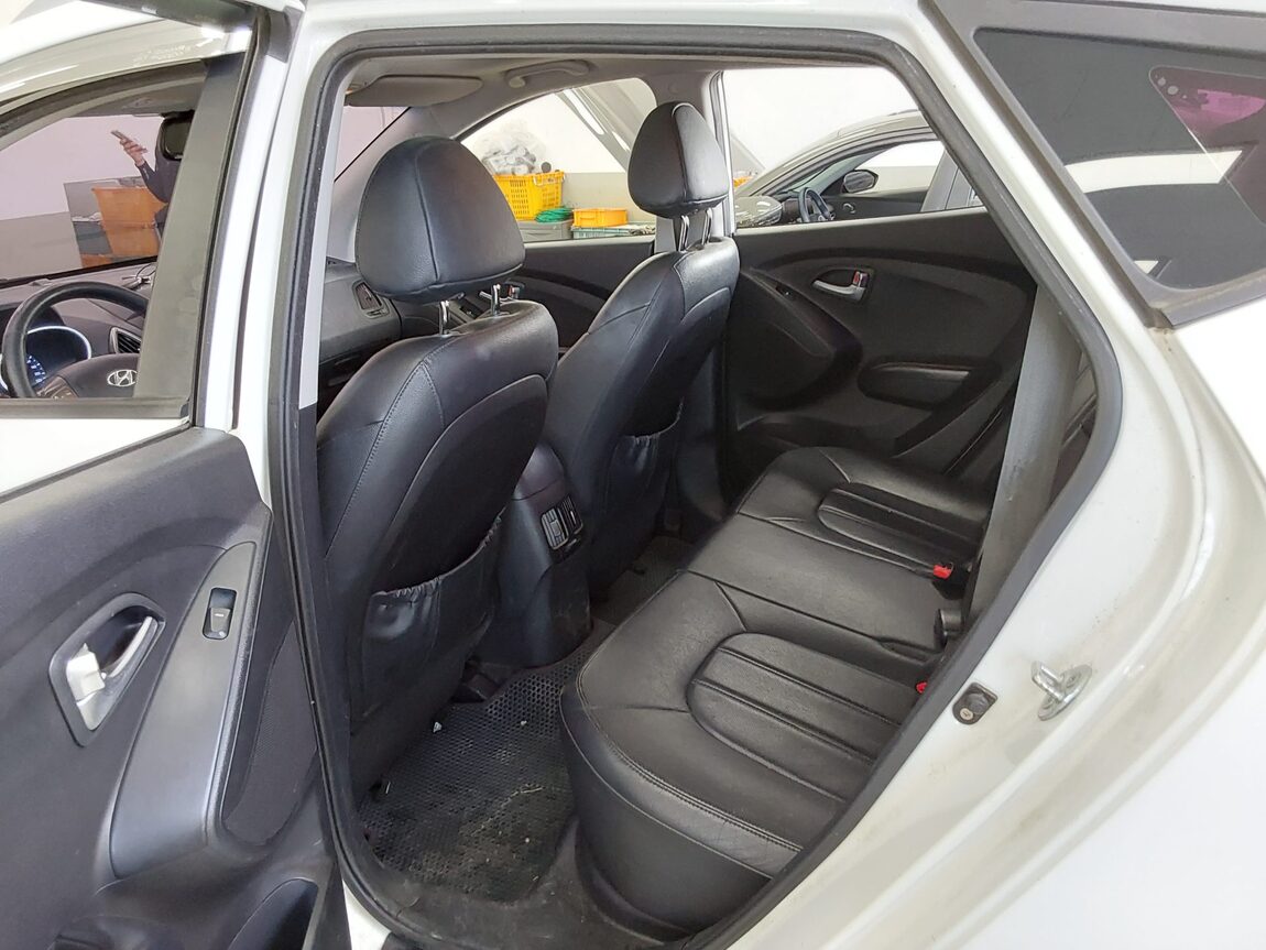 HYUNDAI NEW TUCSON ix DIESEL R2.0 2WD SMART SPECIAL 2014 - zdjęcie 12