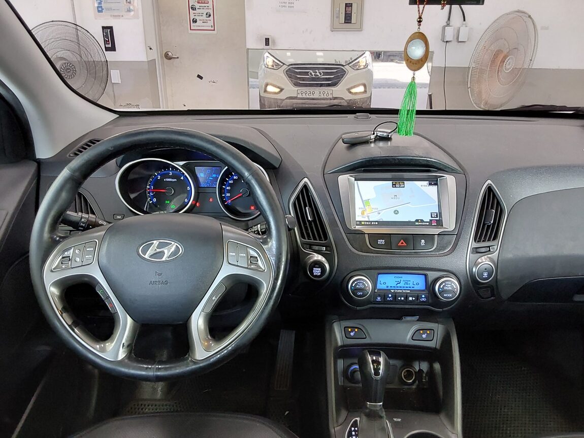 HYUNDAI NEW TUCSON ix DIESEL R2.0 2WD SMART SPECIAL 2014 - zdjęcie 11