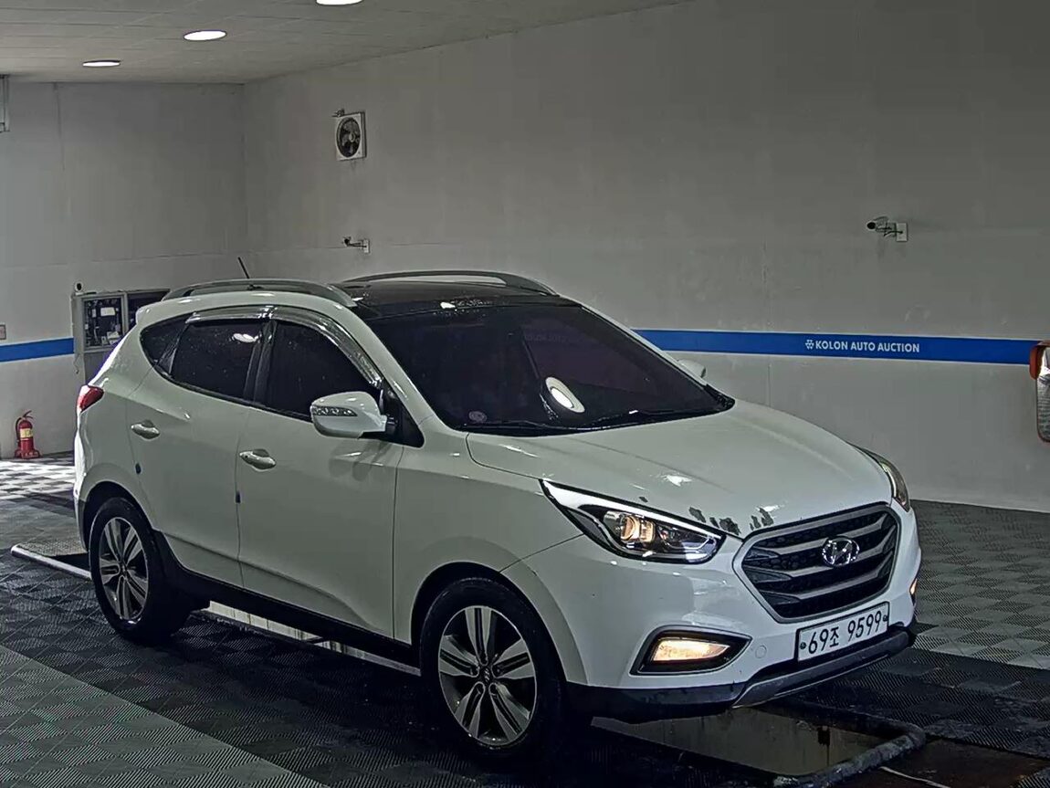 HYUNDAI NEW TUCSON ix DIESEL R2.0 2WD SMART SPECIAL 2014 - zdjęcie 3
