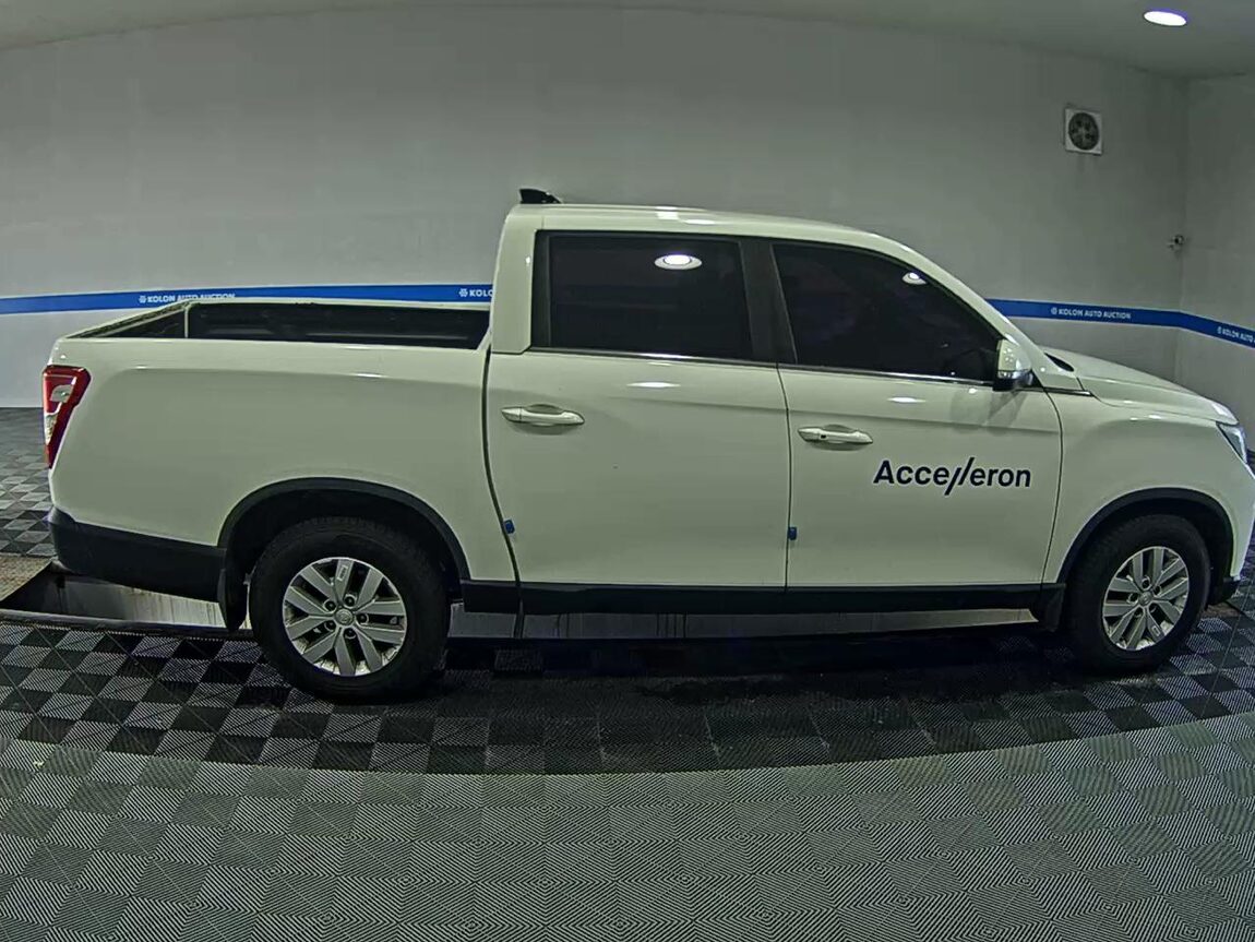 KG MOBILITY (SSANGYONG) THE NEW REXTON SPORTS KHAN 2.2 2WD WILD 2021 - zdjęcie 4