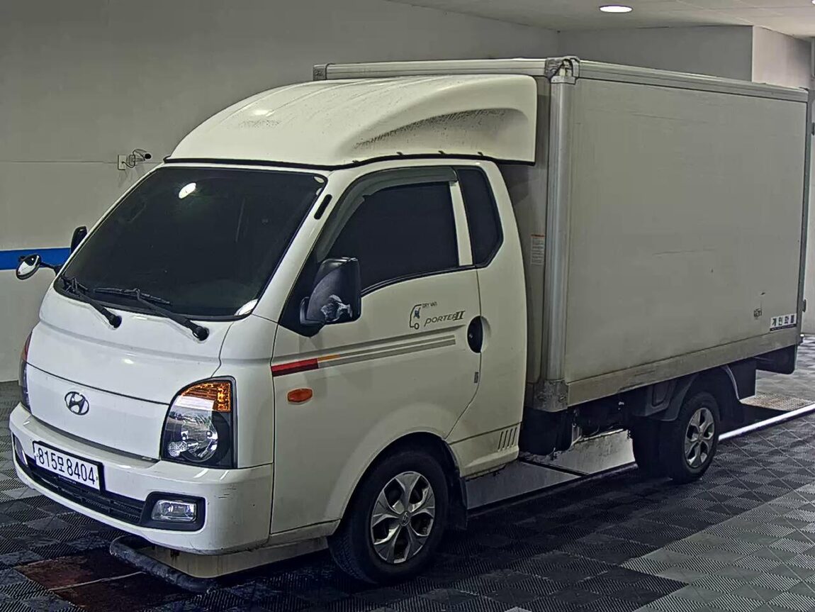 HYUNDAI PORTER II BUILT-IN BOX TRUCK SUPER CAB 2018 - zdjęcie 2