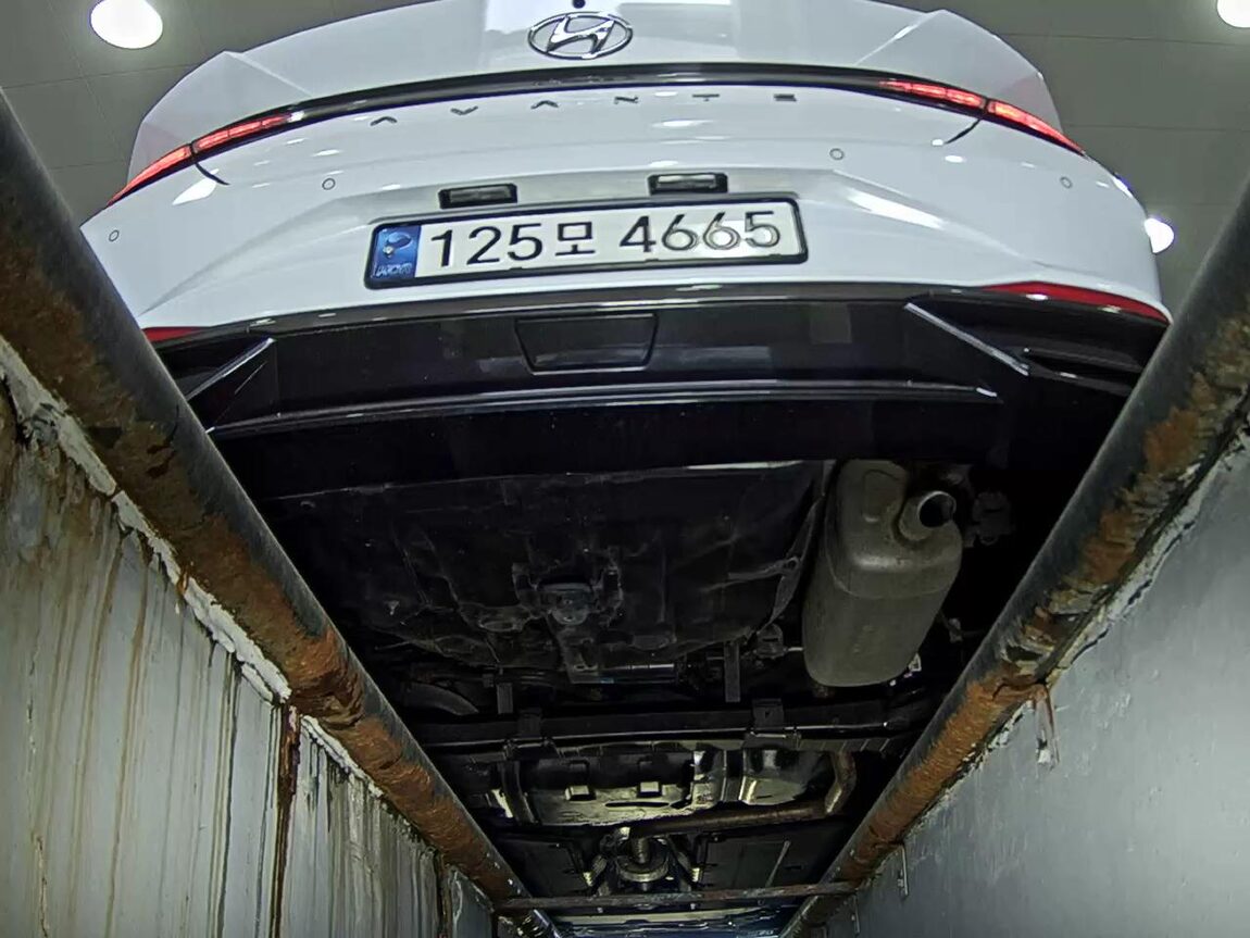 HYUNDAI AVANTE (CN7) 1.6 GASOLINE INSPIRATION 2022 - zdjęcie 8