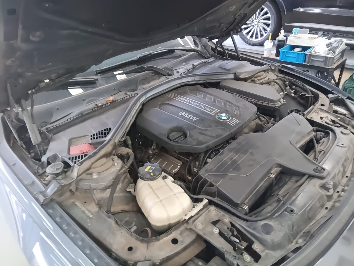 BMW 3 SERIES (6TH GEN) 320d ED EDITION 2015 - zdjęcie 21