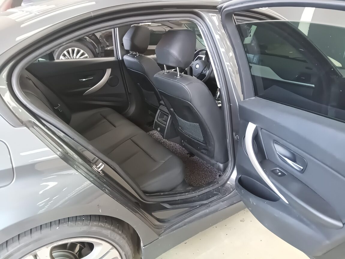 BMW 3 SERIES (6TH GEN) 320d ED EDITION 2015 - zdjęcie 13