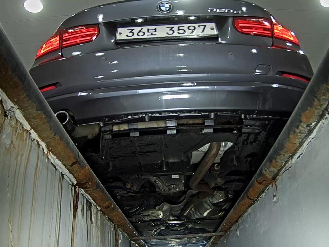 BMW 3 SERIES (6TH GEN) 320d ED EDITION 2015 - zdjęcie 8