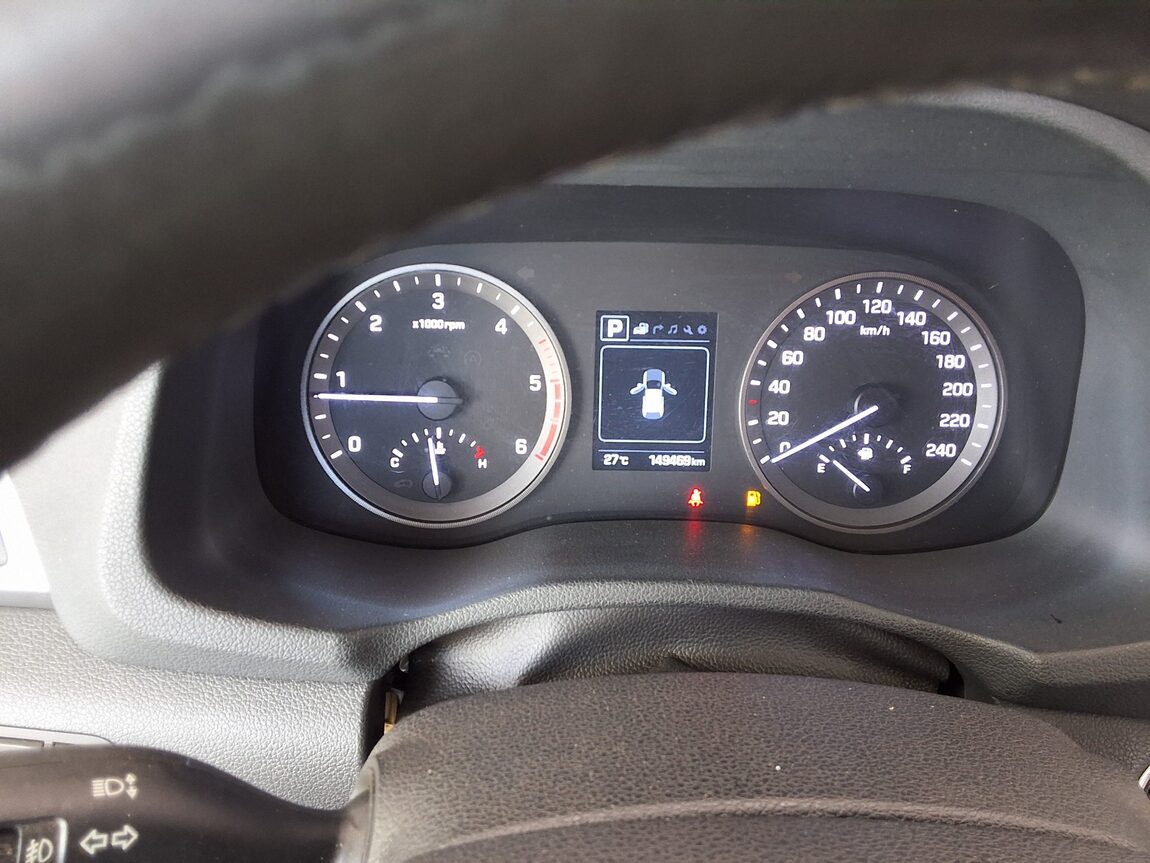 HYUNDAI ALL NEW TUCSON DIESEL 1.7 2WD MODERN 2018 - zdjęcie 9