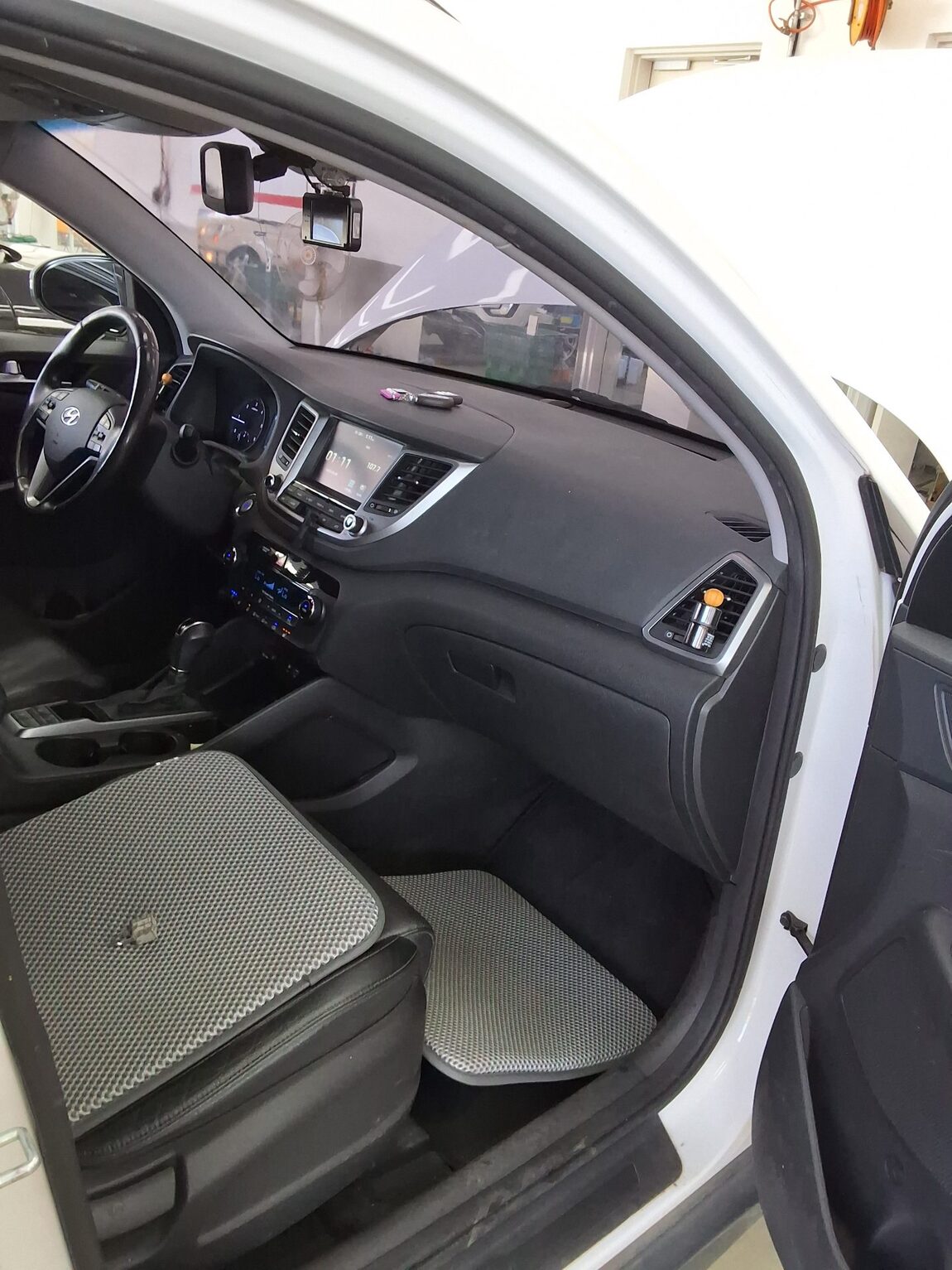 HYUNDAI ALL NEW TUCSON DIESEL 1.7 2WD MODERN 2018 - zdjęcie 14