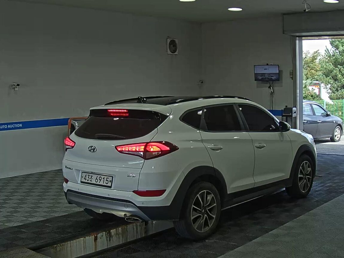 HYUNDAI ALL NEW TUCSON DIESEL 1.7 2WD MODERN 2018 - zdjęcie 5