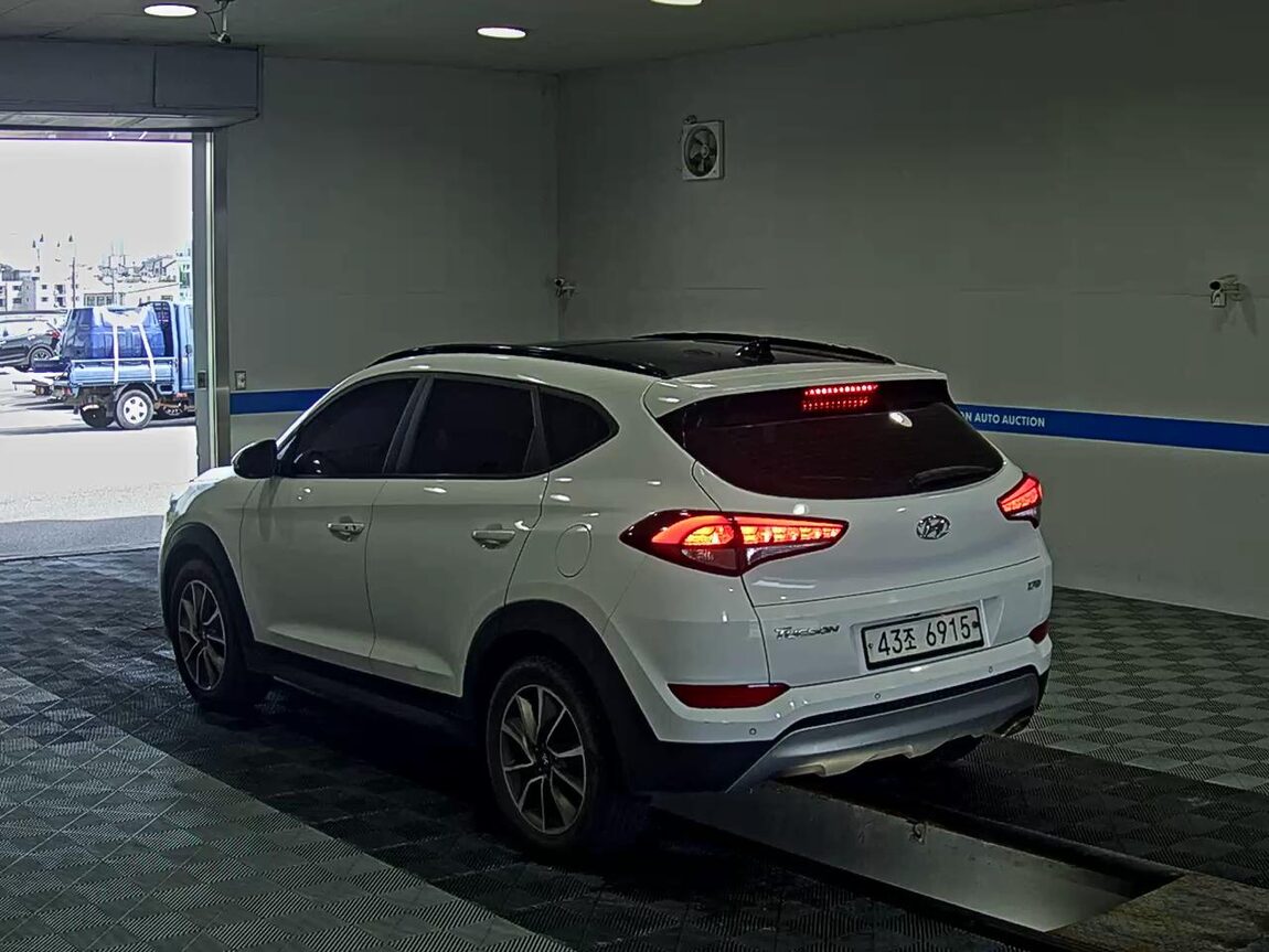 HYUNDAI ALL NEW TUCSON DIESEL 1.7 2WD MODERN 2018 - zdjęcie 6