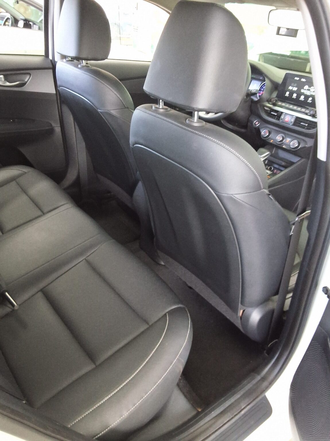KIA ALL NEW K3 1.6 GASOLINE TRENDY 2020 - zdjęcie 13