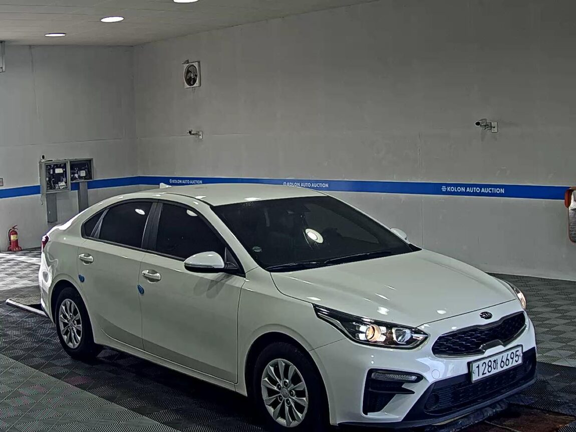 KIA ALL NEW K3 1.6 GASOLINE TRENDY 2020 - zdjęcie 3