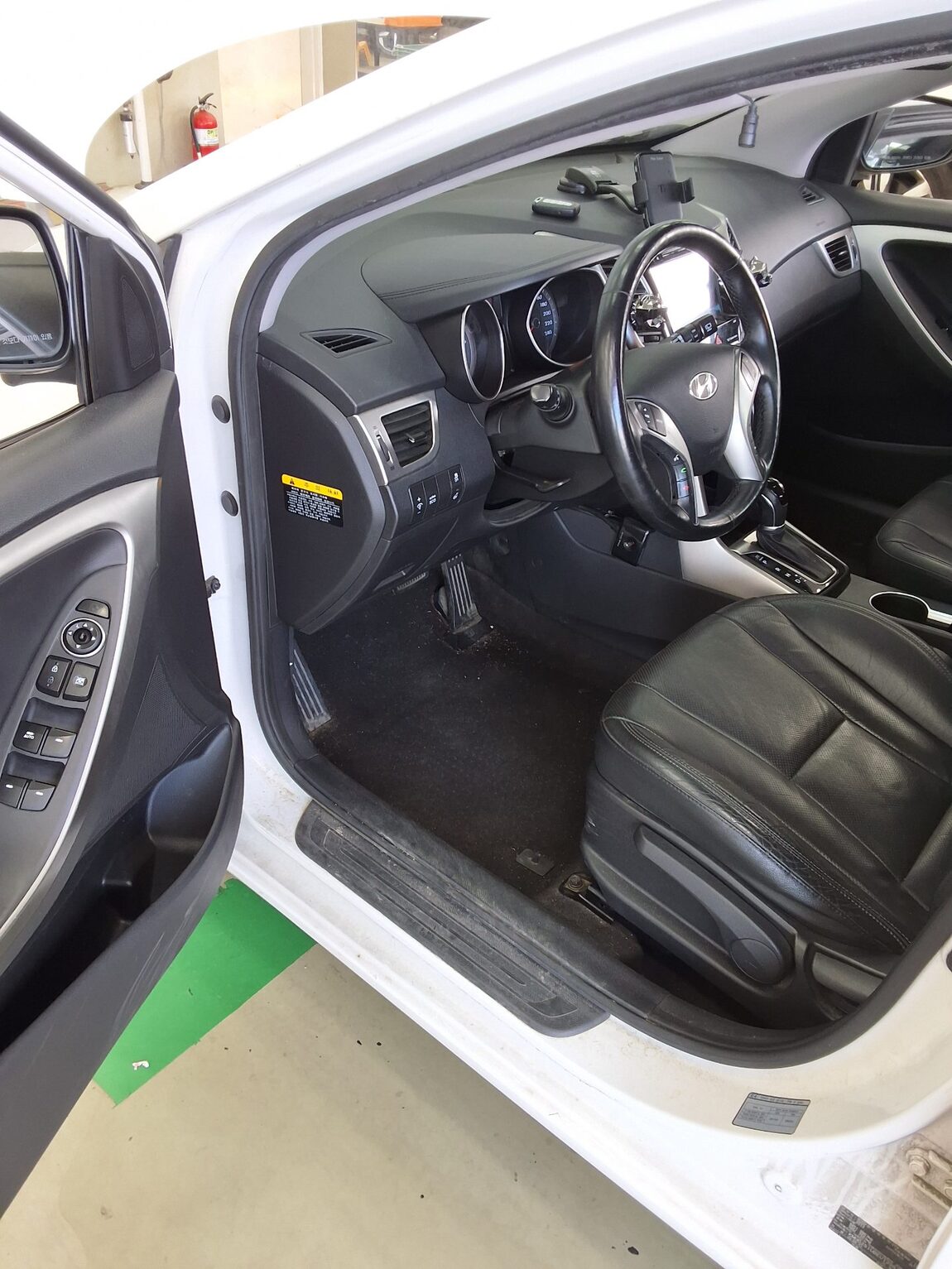HYUNDAI NEW i30 1.6 VGT PYL 2014 - zdjęcie 10