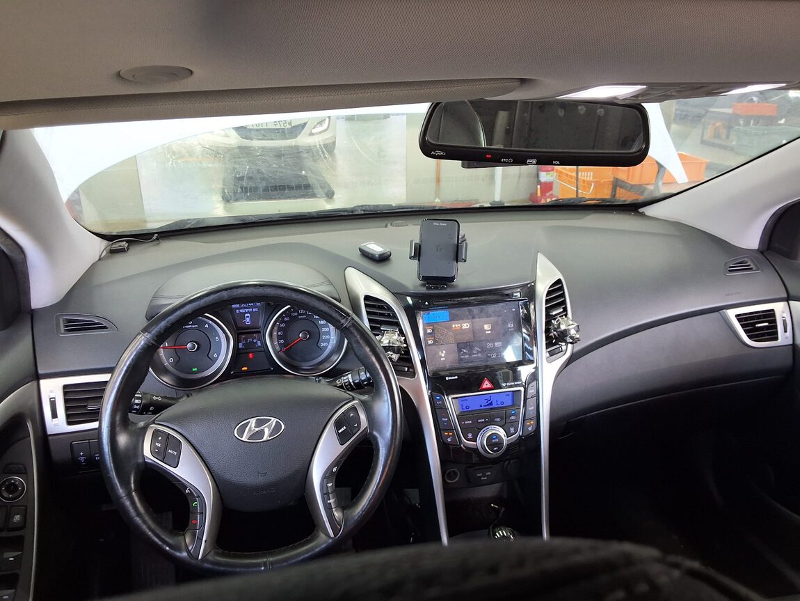 HYUNDAI NEW i30 1.6 VGT PYL 2014 - zdjęcie 11