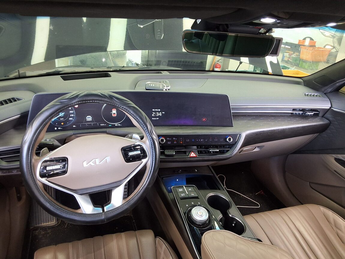KIA K8 3.5 GDI 4WD PLATINUM 2023 - zdjęcie 11