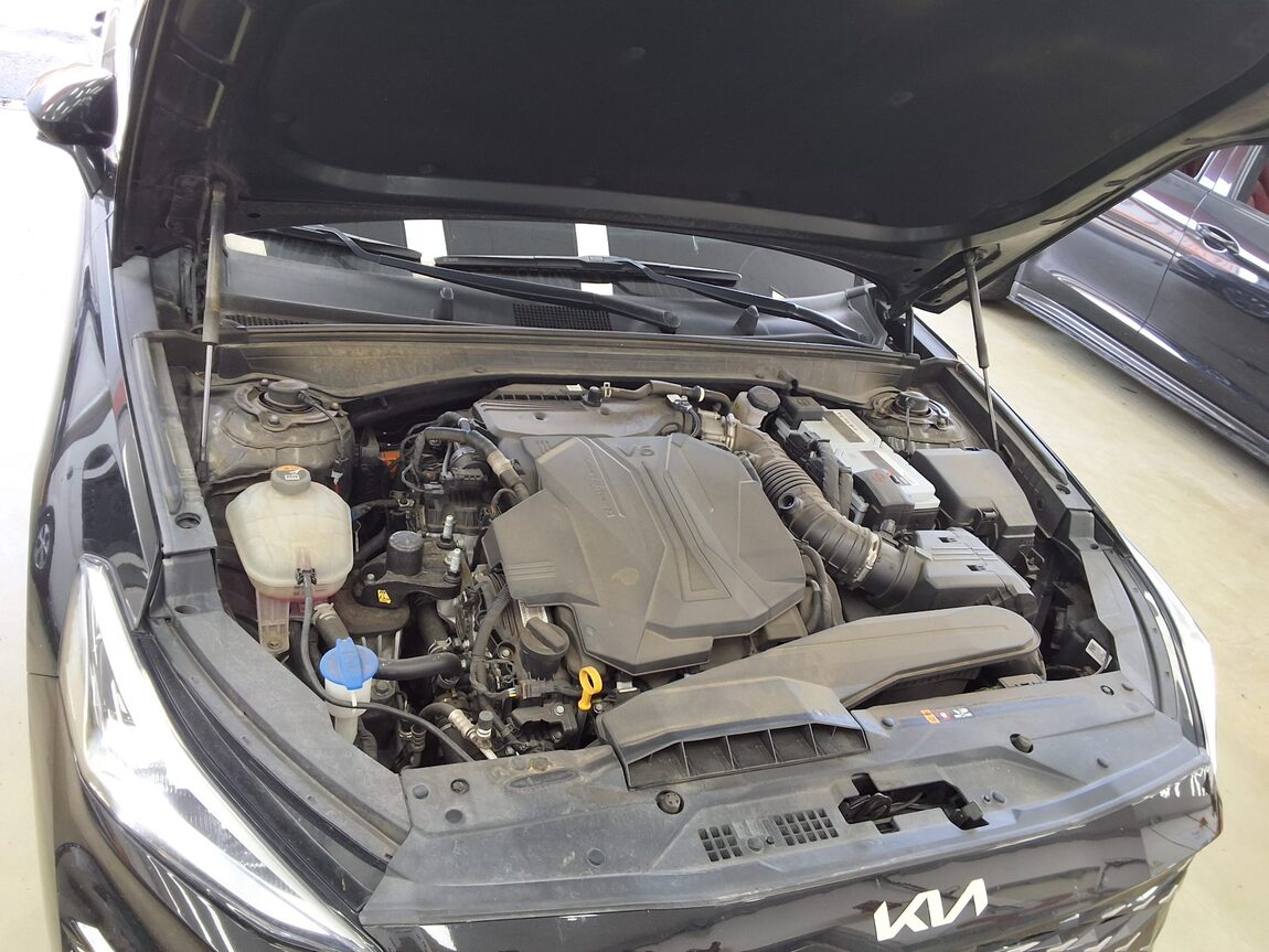 KIA K8 3.5 GDI 4WD PLATINUM 2023 - zdjęcie 20