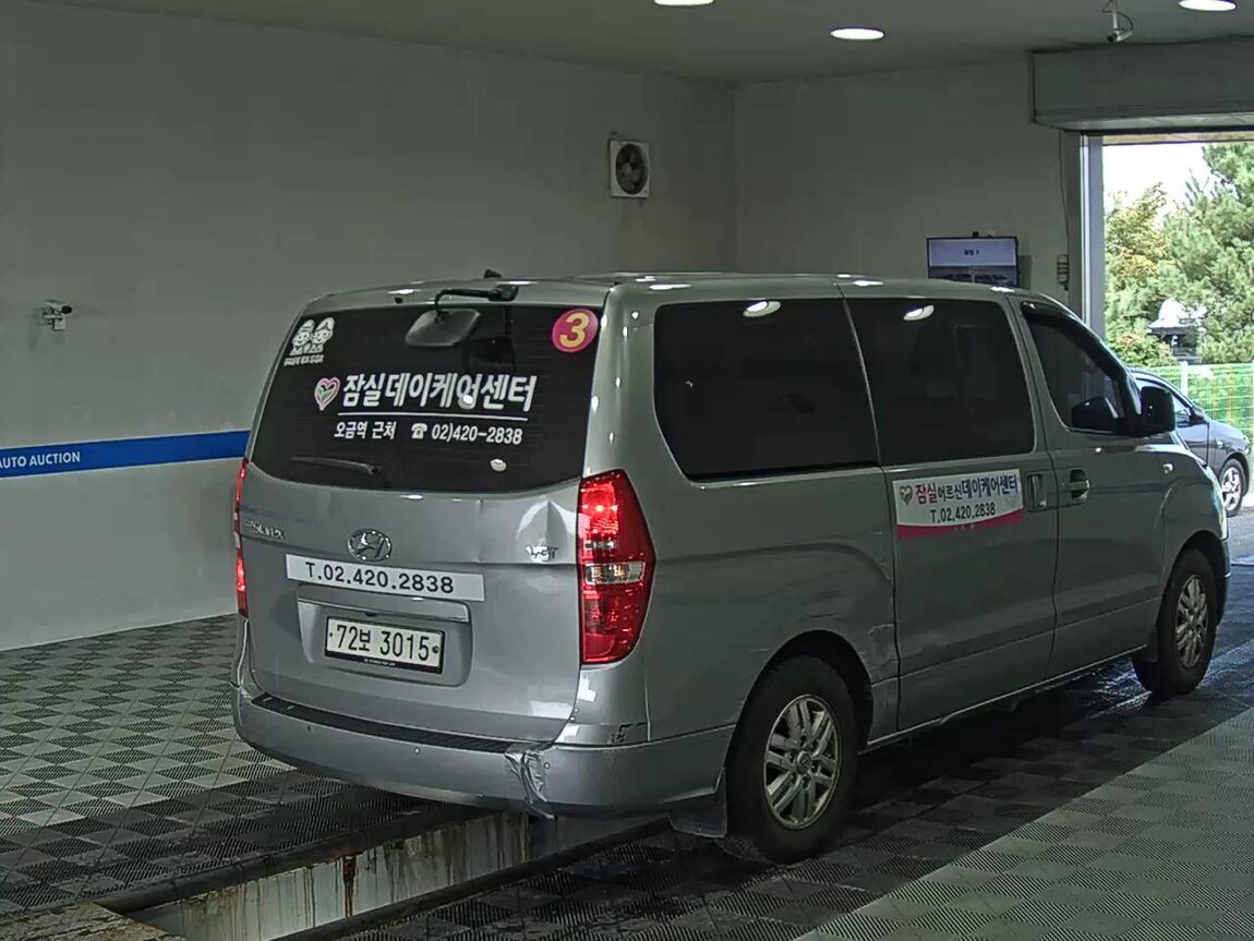 HYUNDAI GRAND STAREX 12-SEATER DIESEL SMART 2017 - zdjęcie 5
