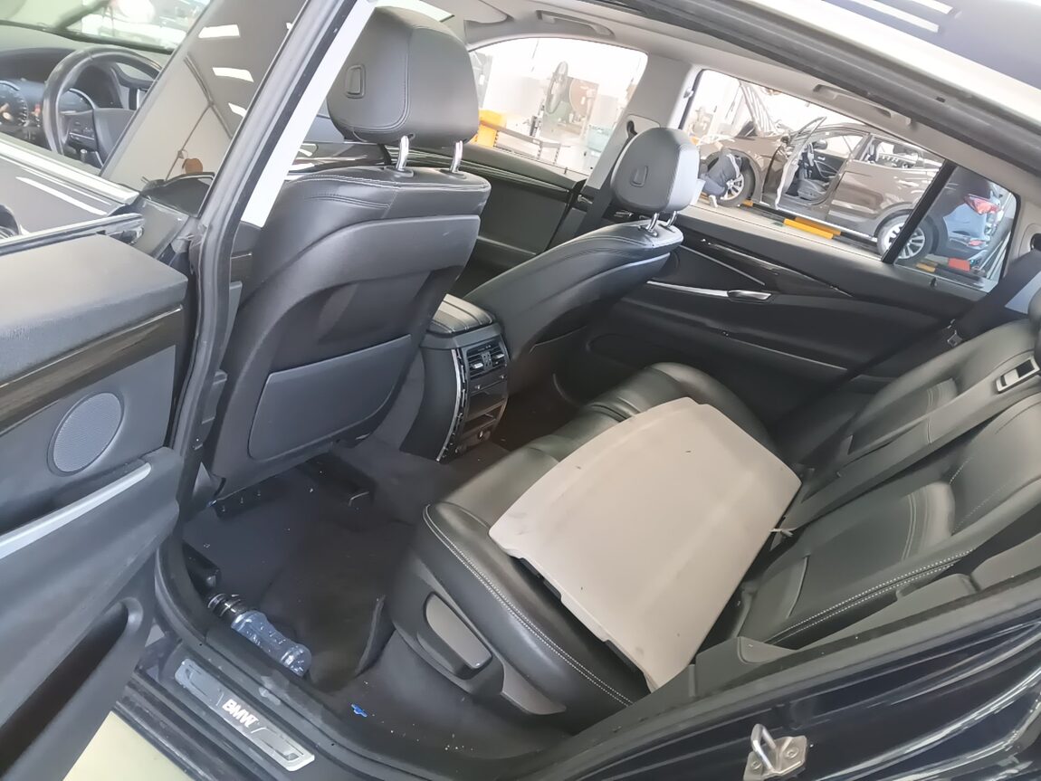 BMW GRAN TURISMO (GT) 5 SERIES GT 20d ED EDITION LUXURY 2016 - zdjęcie 12