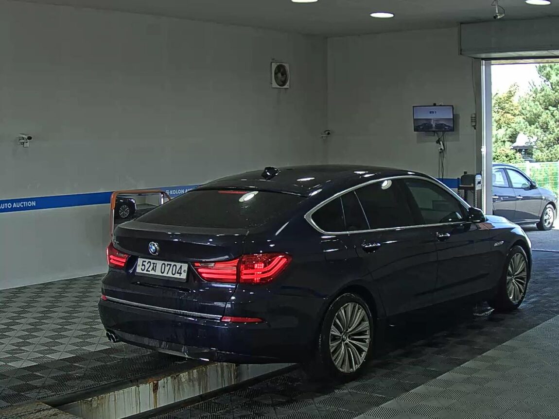 BMW GRAN TURISMO (GT) 5 SERIES GT 20d ED EDITION LUXURY 2016 - zdjęcie 5