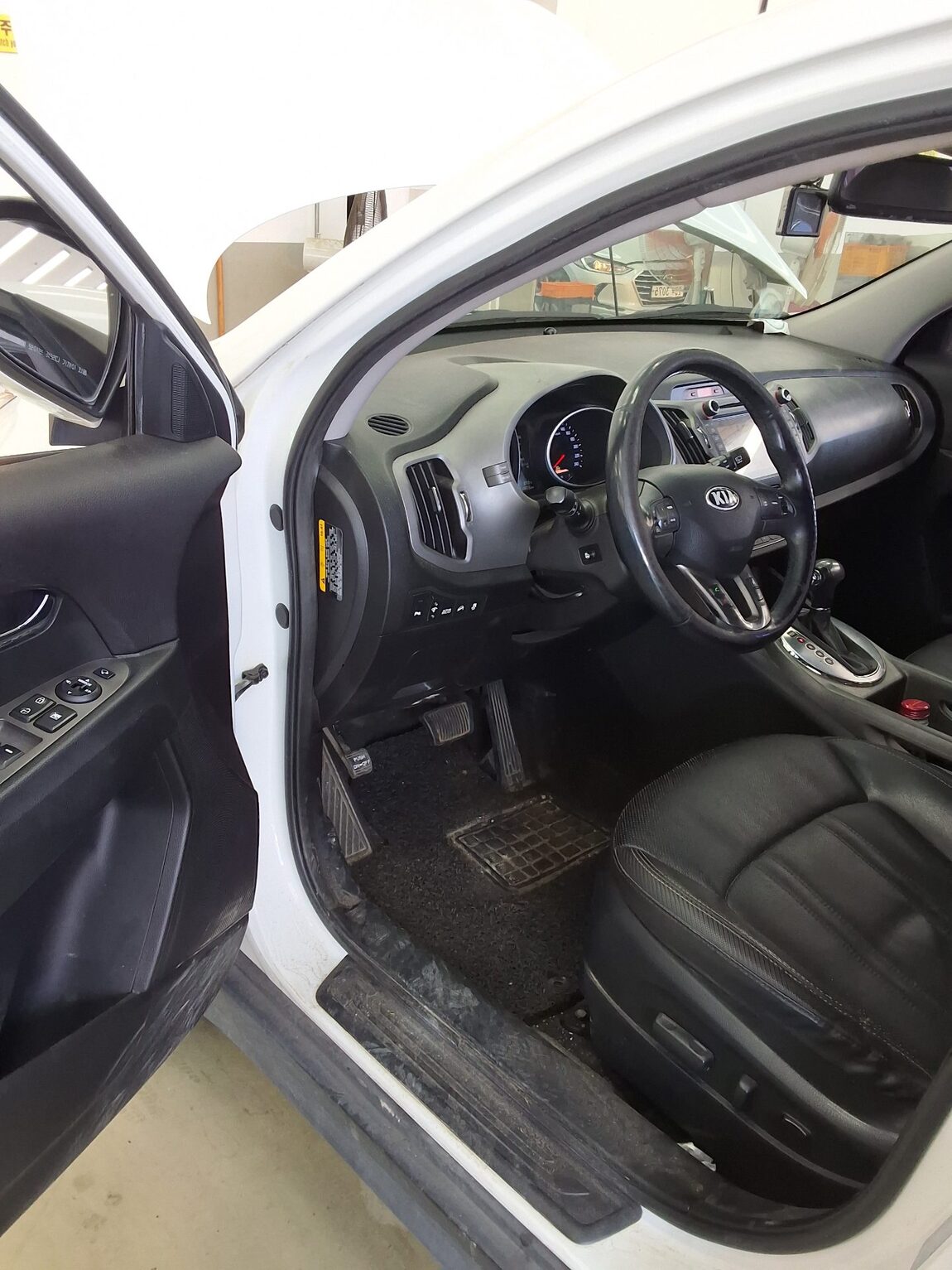 KIA THE NEW SPORTAGE R DIESEL R2.0 2WD PRESTIGE 2015 - zdjęcie 10