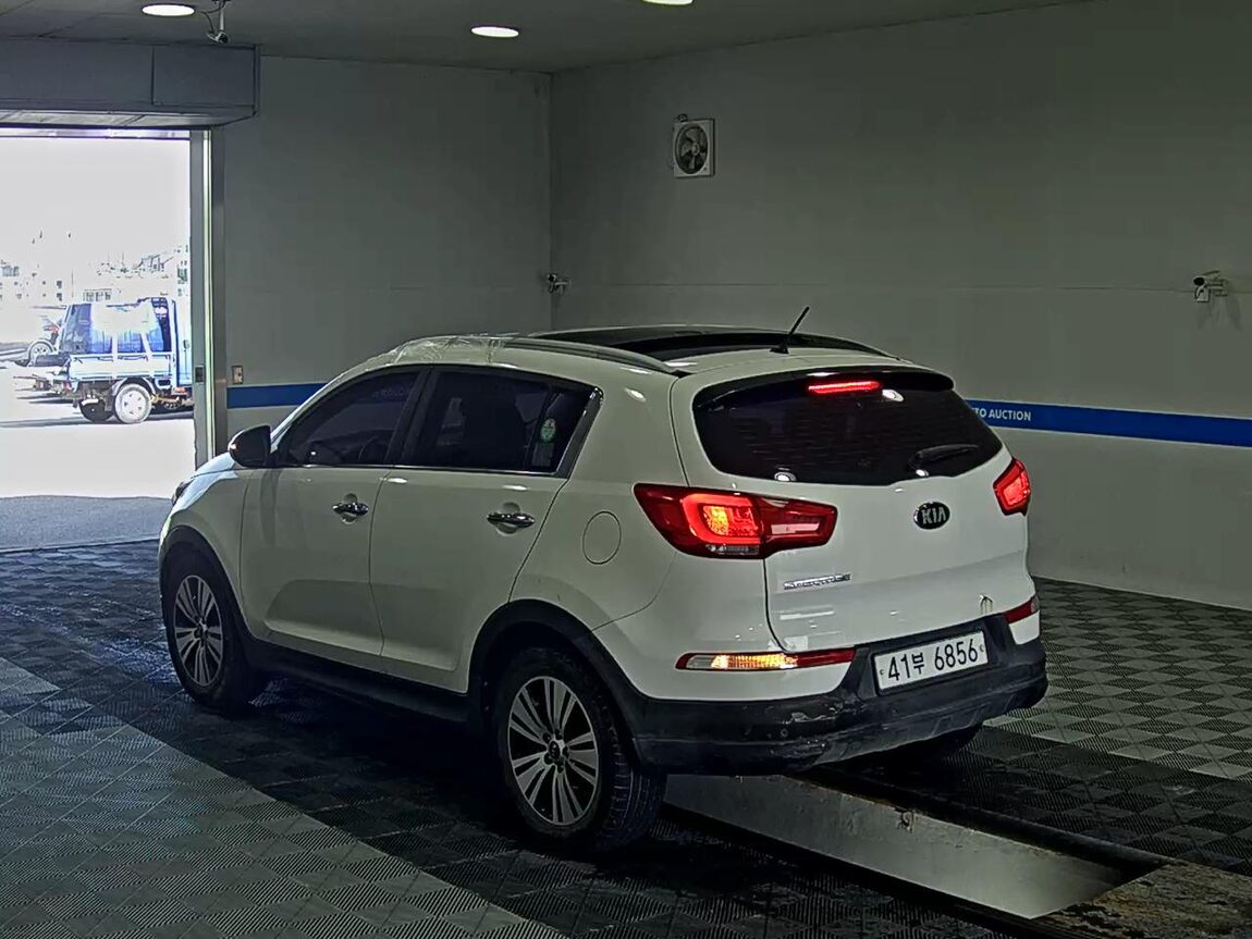 KIA THE NEW SPORTAGE R DIESEL R2.0 2WD PRESTIGE 2015 - zdjęcie 6