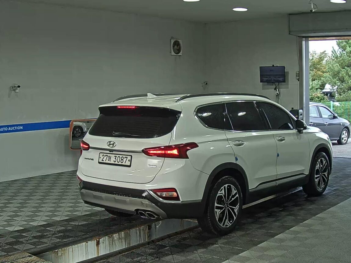 HYUNDAI SANTA FE (TM) R2.0 2WD EXCLUSIVE SPECIAL 2019 - zdjęcie 5