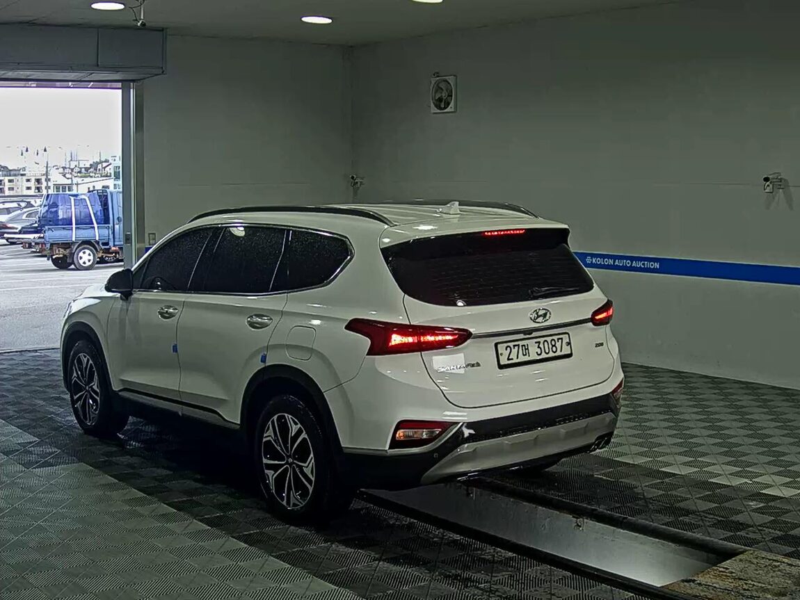 HYUNDAI SANTA FE (TM) R2.0 2WD EXCLUSIVE SPECIAL 2019 - zdjęcie 6