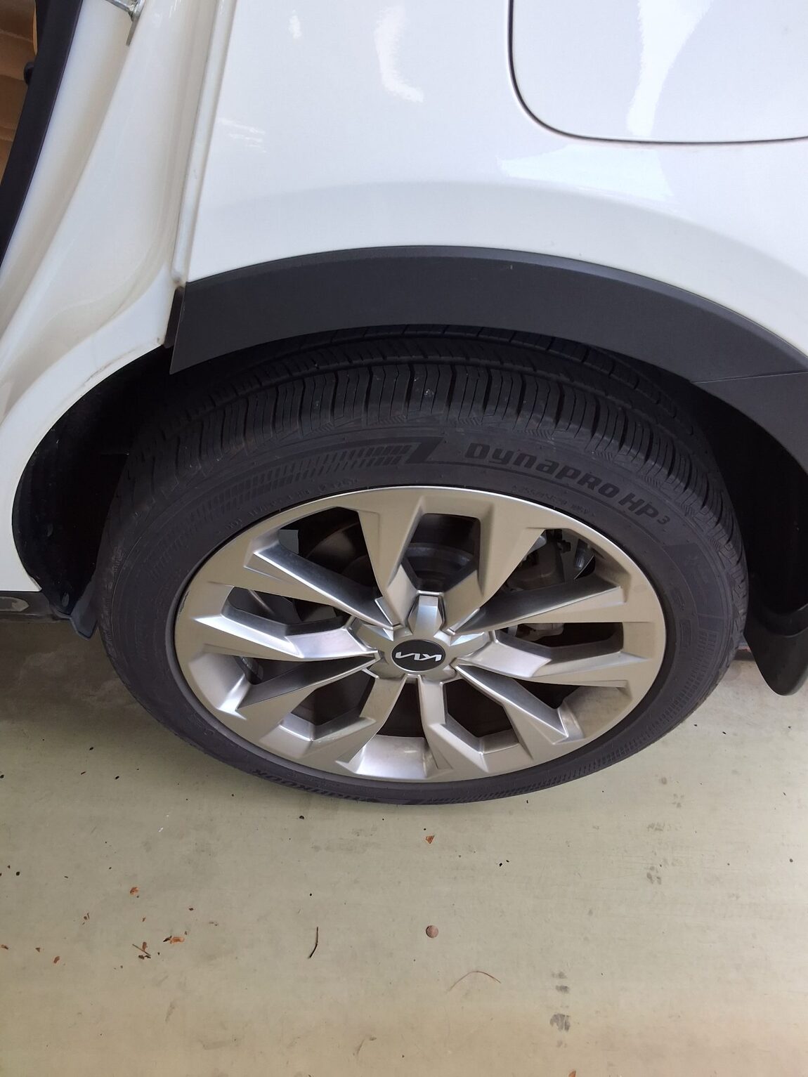 KIA NEW SORENTO (MQ4) 2.2 DIESEL 2WD NOBLESSE 2023 - zdjęcie 23