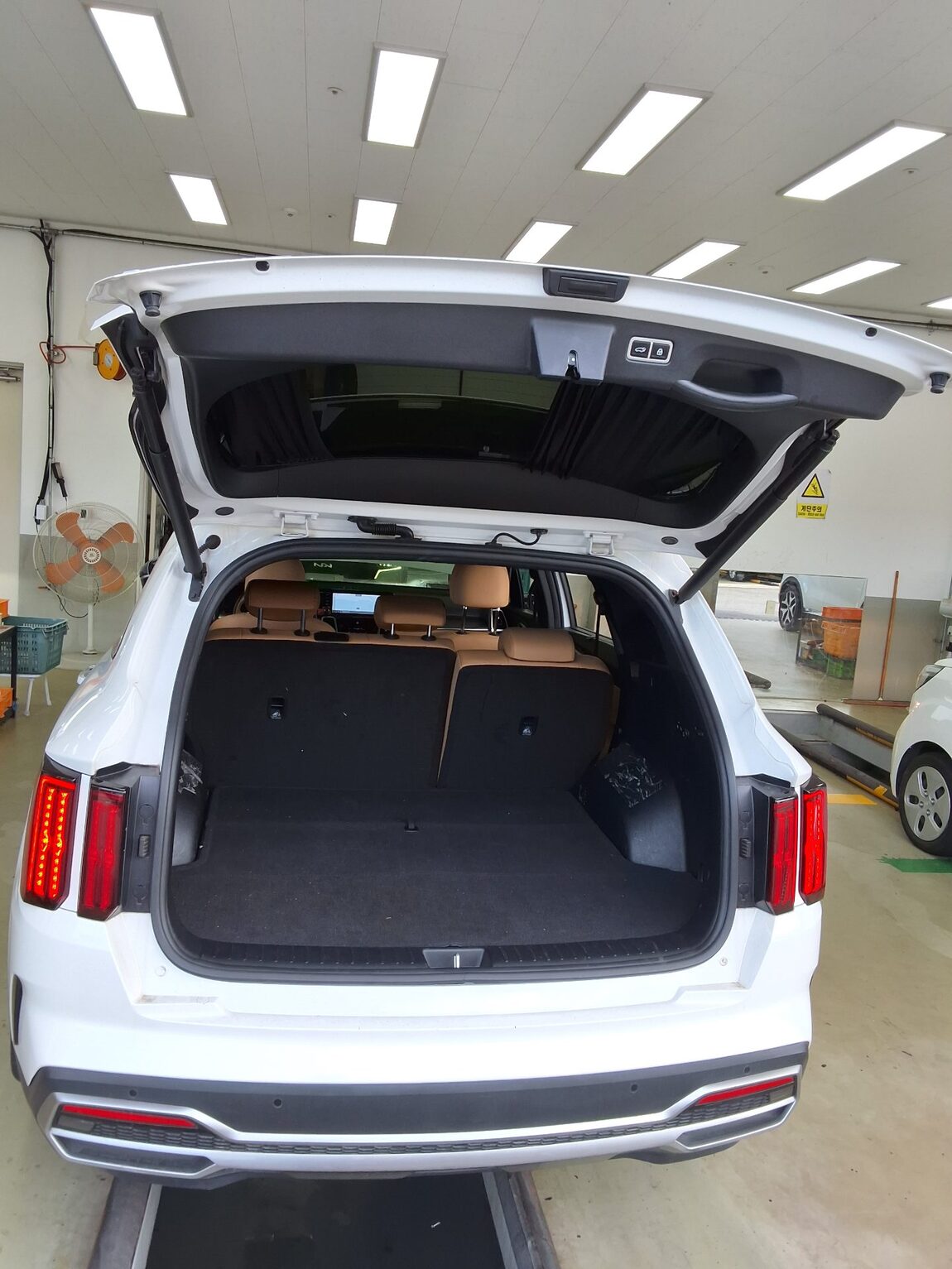 KIA NEW SORENTO (MQ4) 2.2 DIESEL 2WD NOBLESSE 2023 - zdjęcie 15