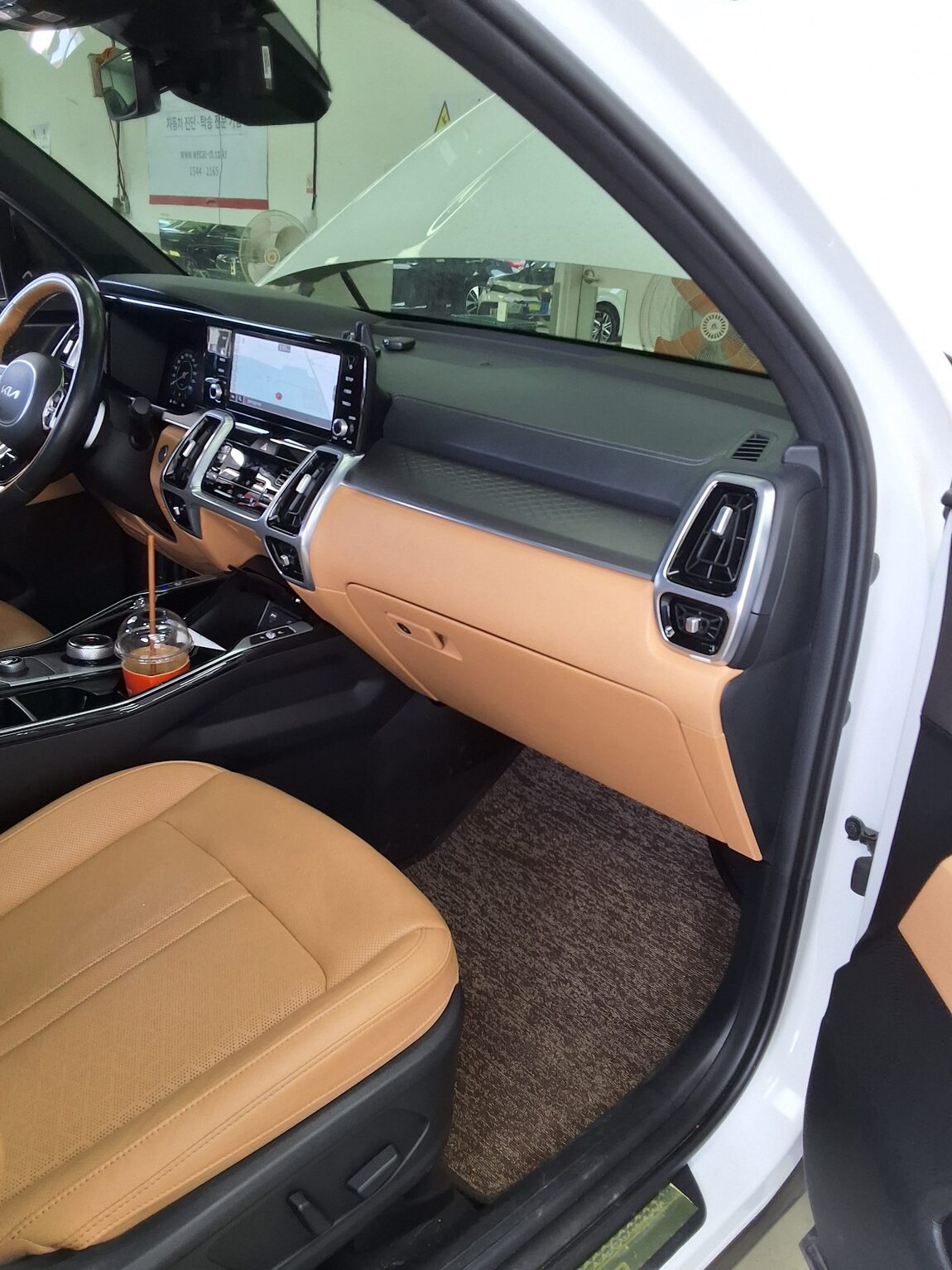 KIA NEW SORENTO (MQ4) 2.2 DIESEL 2WD NOBLESSE 2023 - zdjęcie 14
