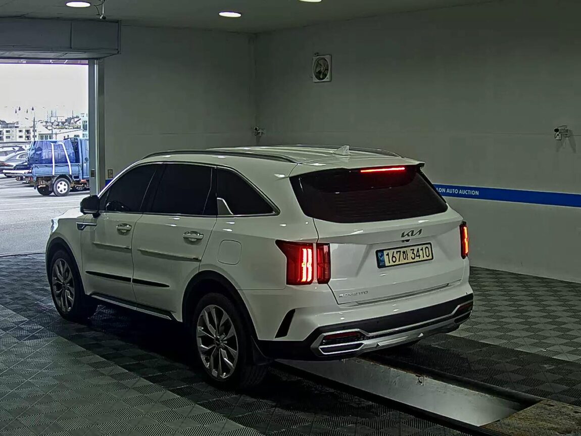 KIA NEW SORENTO (MQ4) 2.2 DIESEL 2WD NOBLESSE 2023 - zdjęcie 6