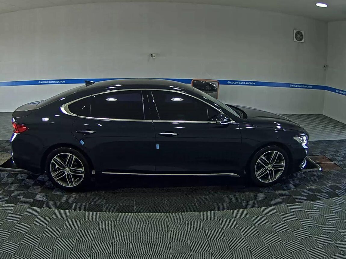 HYUNDAI GRANDEUR IG 2.4 GDi PREMIUM SPECIAL 2018 - zdjęcie 4