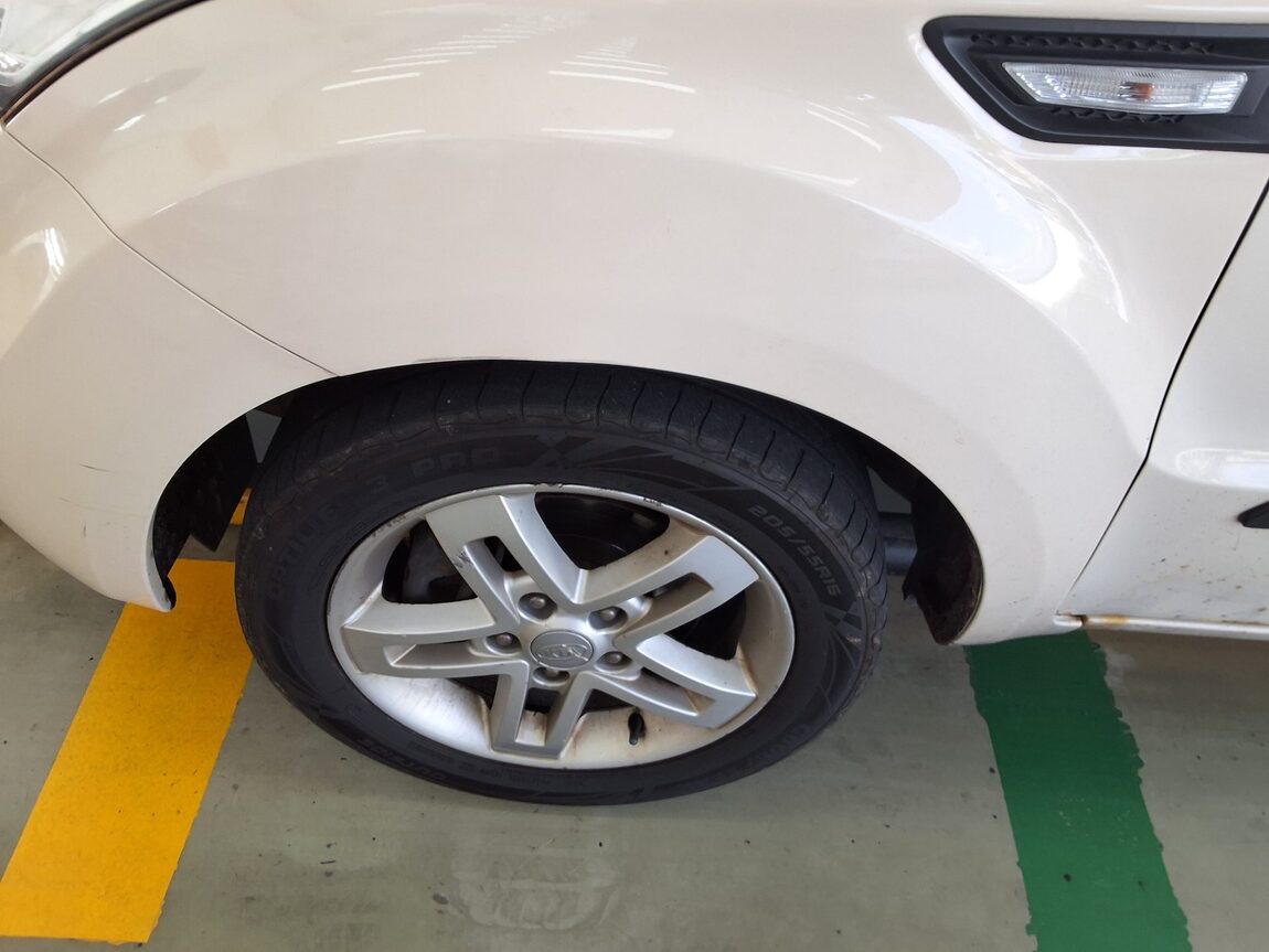 KIA SOUL 1.6 CVVT U SMART 2011 - zdjęcie 21