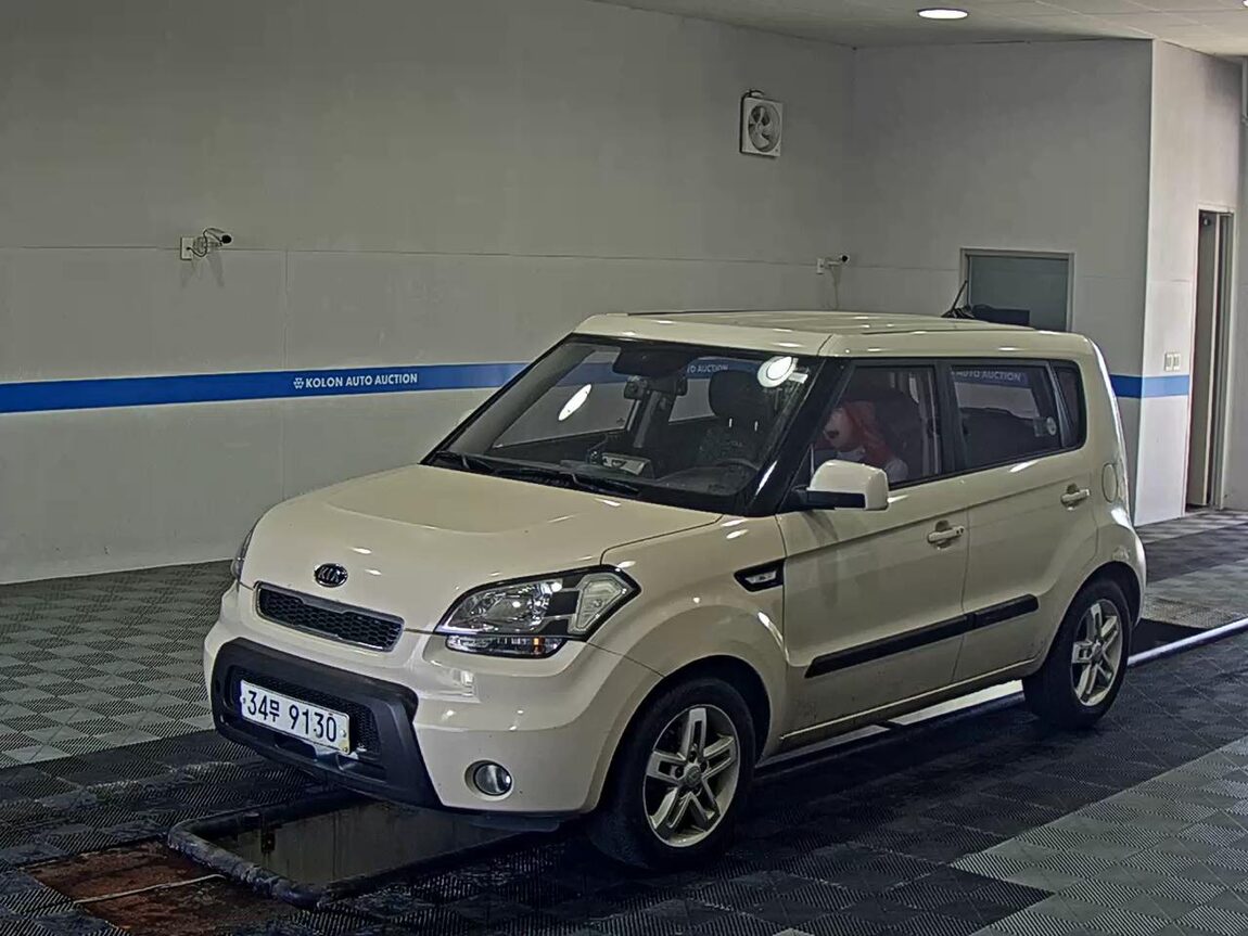 KIA SOUL 1.6 CVVT U SMART 2011 - zdjęcie 2