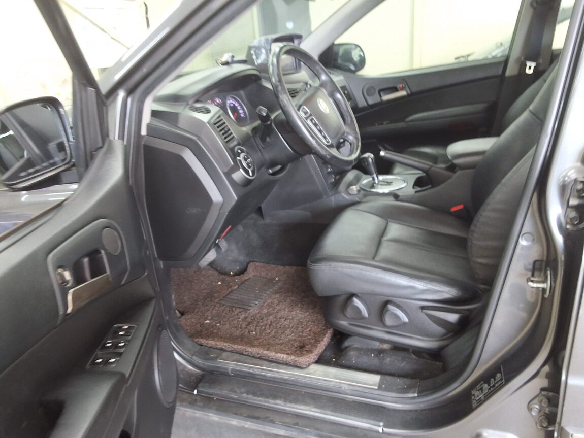 KG MOBILITY (SSANGYONG) KORANDO SPORTS CX7 4WD CLUB 2015 - zdjęcie 11