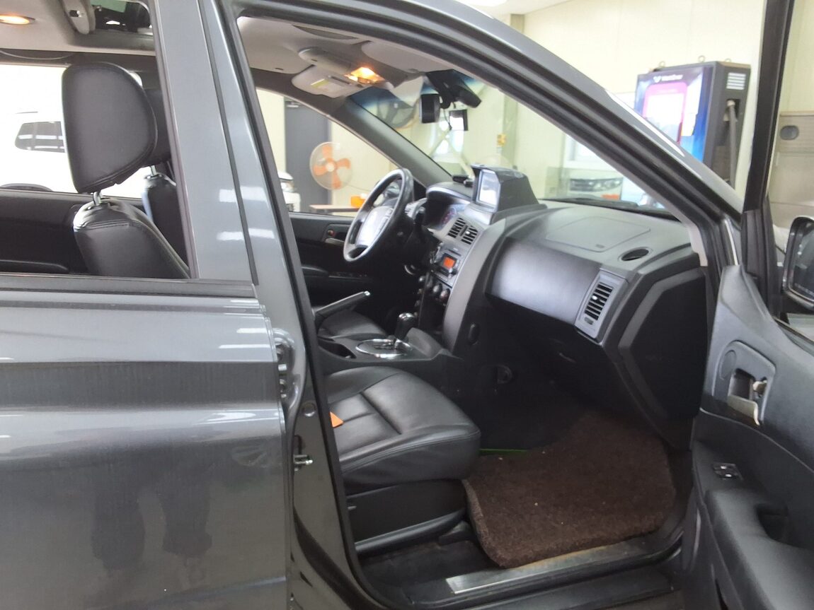 KG MOBILITY (SSANGYONG) KORANDO SPORTS CX7 4WD CLUB 2015 - zdjęcie 15