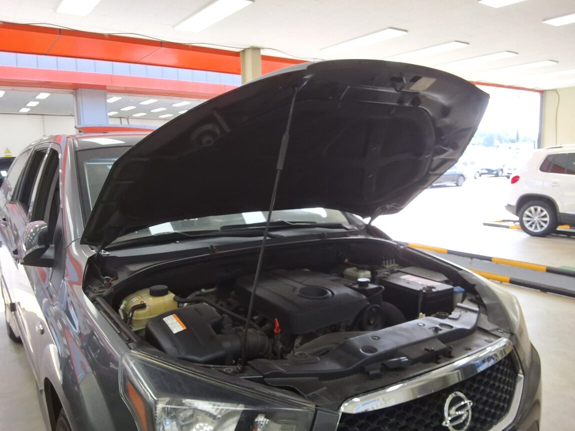 KG MOBILITY (SSANGYONG) KORANDO SPORTS CX7 4WD CLUB 2015 - zdjęcie 18