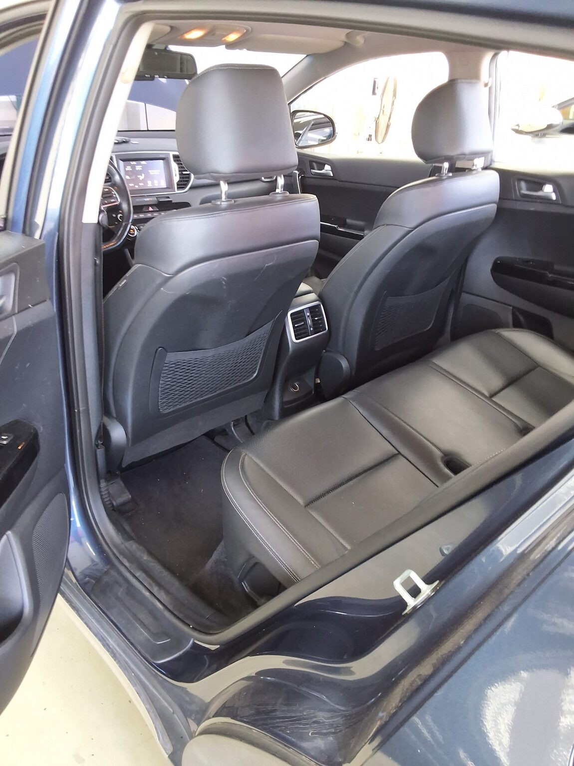 KIA NEW SPORTAGE R2.0 2WD NOBLESSE 2017 - zdjęcie 12
