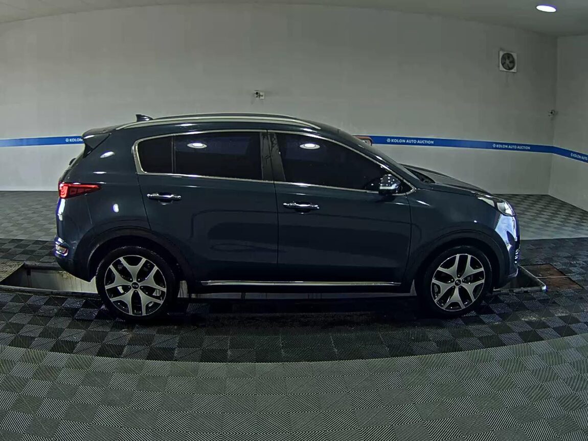 KIA NEW SPORTAGE R2.0 2WD NOBLESSE 2017 - zdjęcie 4