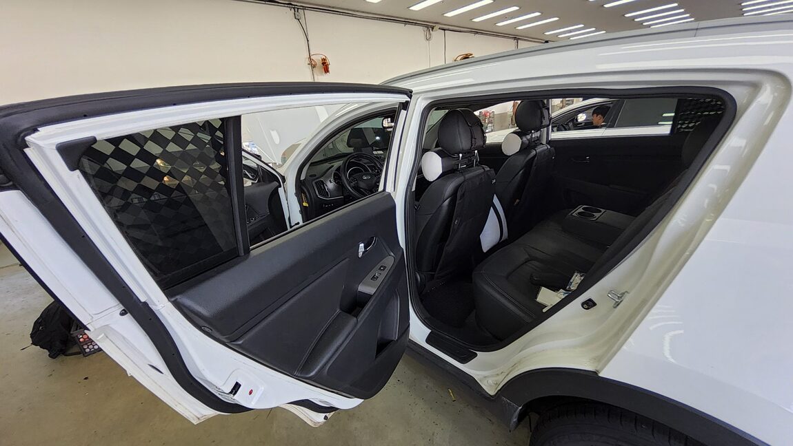 KIA THE NEW SPORTAGE R DIESEL R2.0 2WD PRESTIGE 2014 - zdjęcie 12