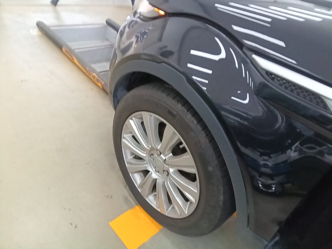 LAND ROVER RANGE ROVER EVOQUE 2.0 TD4 HSE 2018 - zdjęcie 23