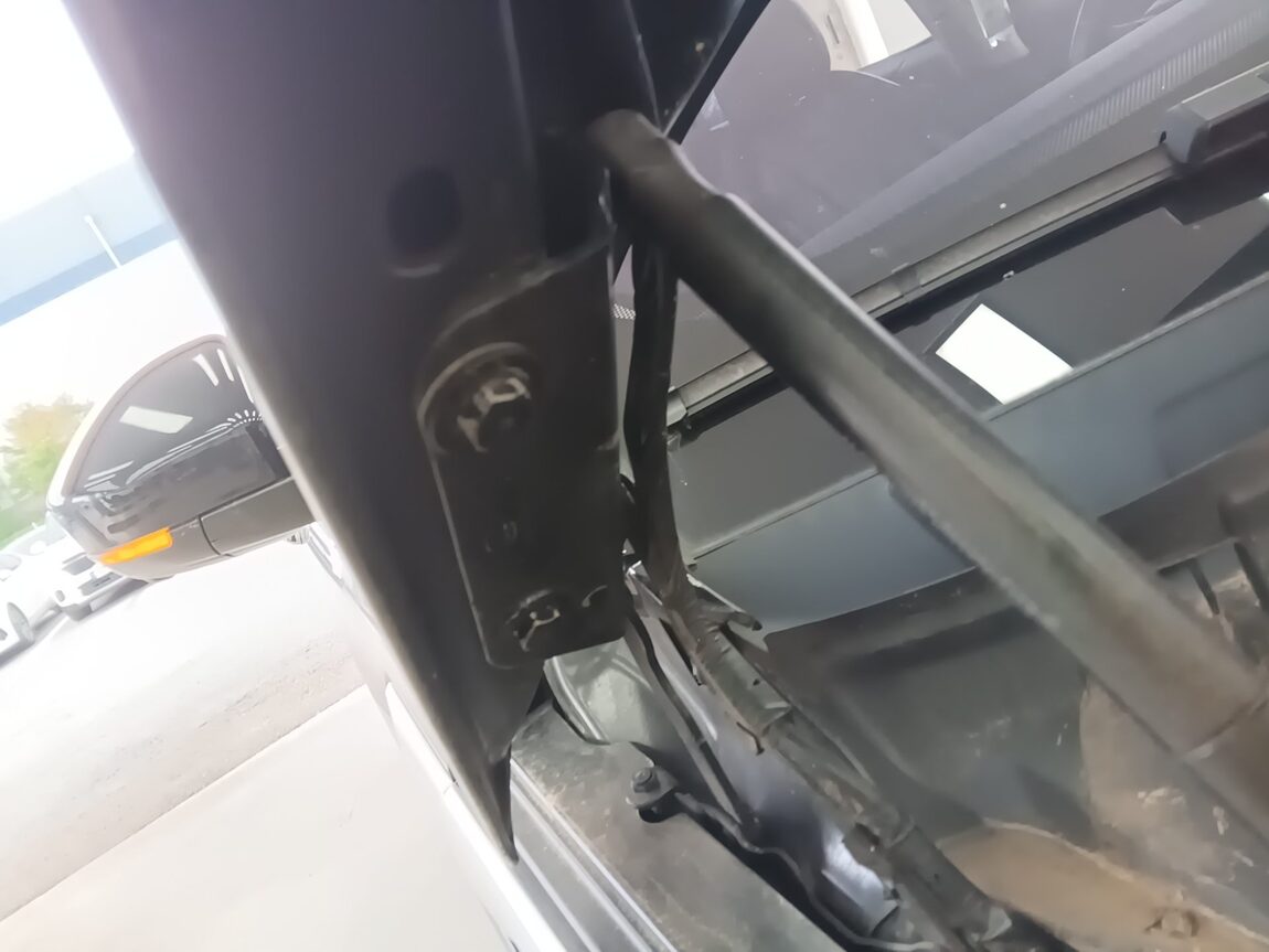 LAND ROVER RANGE ROVER EVOQUE 2.0 TD4 HSE 2018 - zdjęcie 19
