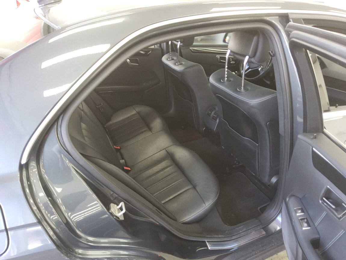 MERCEDES-BENZ E-CLASS (4TH GEN) E220 CDI AVANTGARDE 2014 - zdjęcie 13