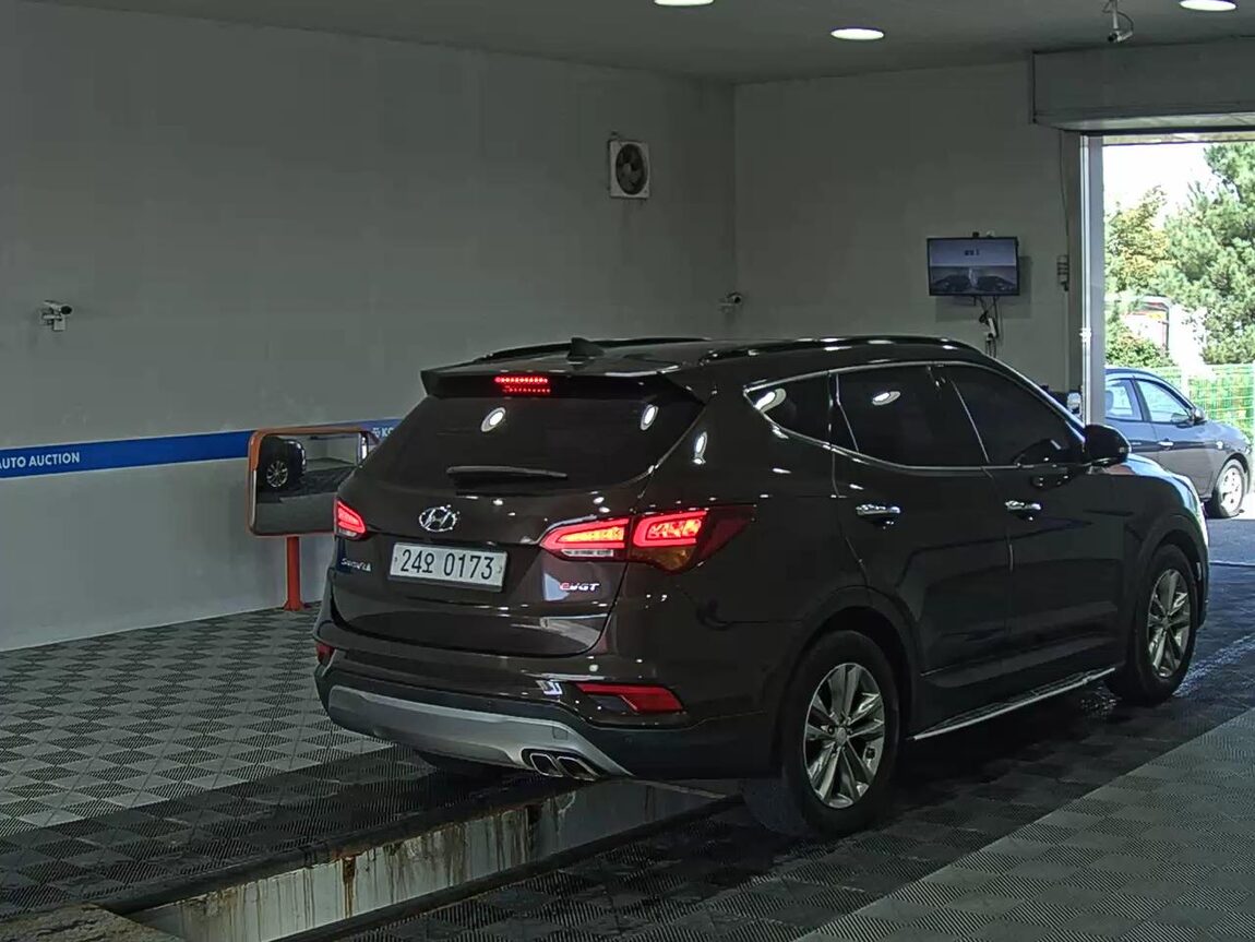 HYUNDAI SANTA FE THE PRIME DIESEL R2.0 2WD PREMIUM 2017 - zdjęcie 5